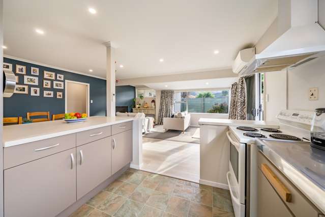 12 Coates Grove Silverstream_3