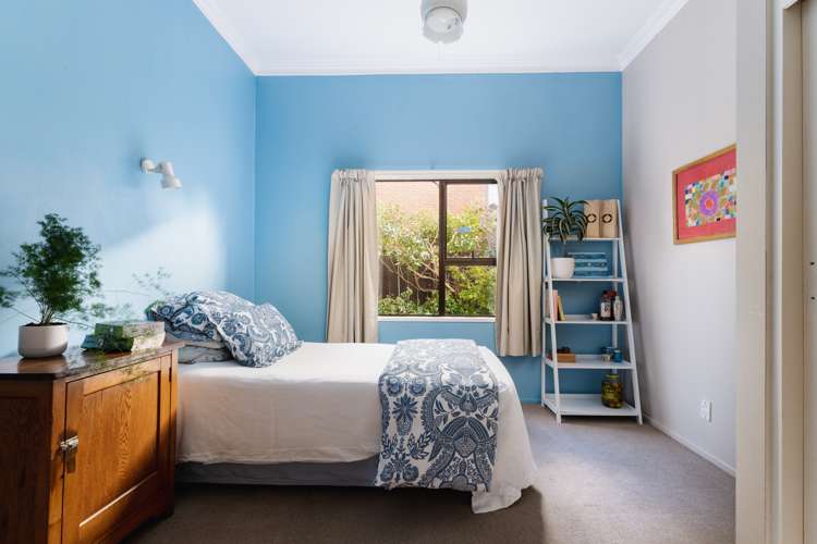 10 Kamura Street Tainui_16