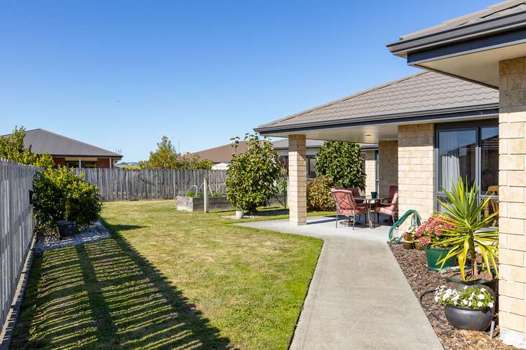 34 Armstrong Avenue Carterton_19