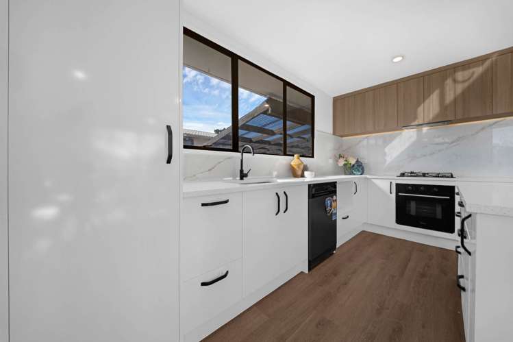 88A Parrs Cross Road Henderson_17