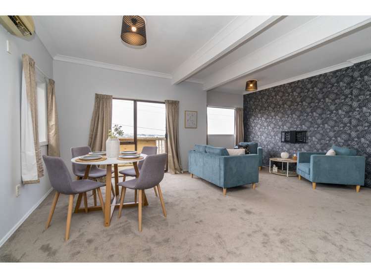 74 Barnes Drive Caversham_5