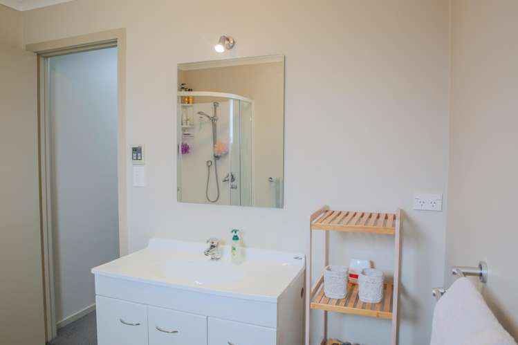 166 Wilcox Road Seaward Bush_35