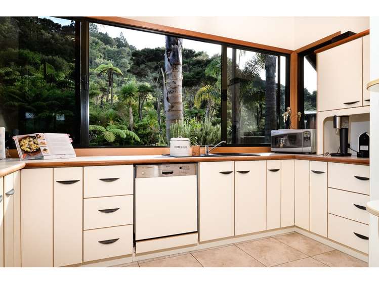 123 Stoney Creek Drive Waitakere_5