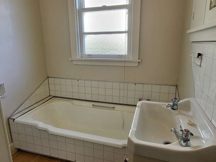 8 Geraldine Street Greymouth_4