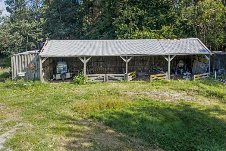 333 Glengarry Road Glengarry_5