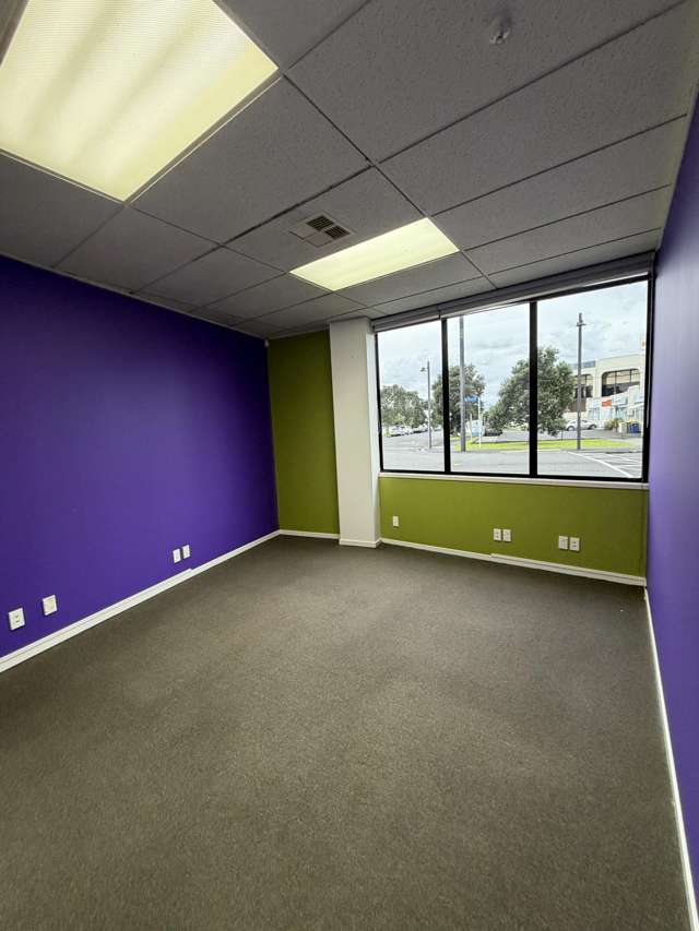 GF/3053 Great North Road New Lynn_2