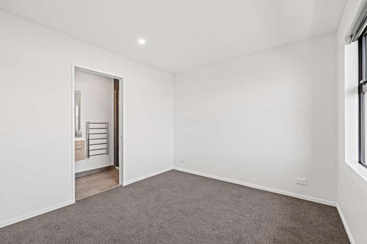 2/24 Southey Street Sydenham_11