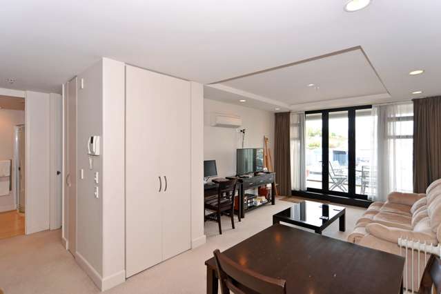 15/5 Bisley Avenue Moana_1