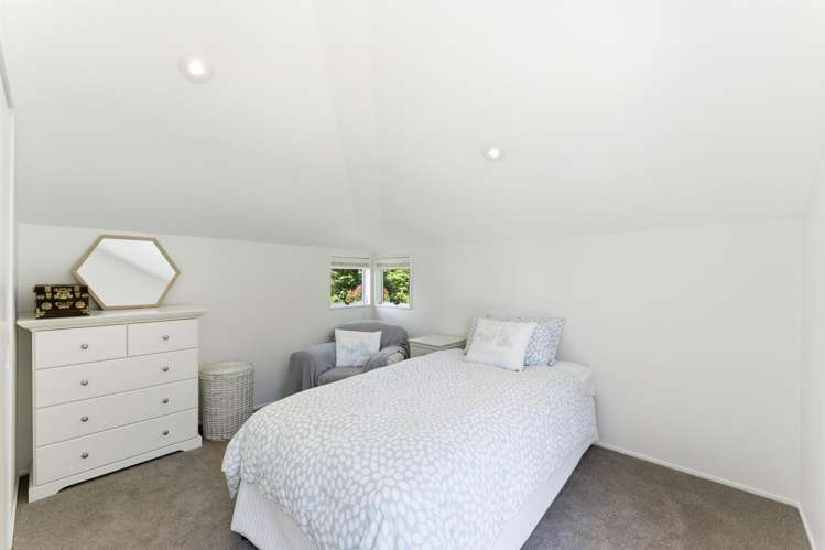 8 Leys Crescent Remuera_11