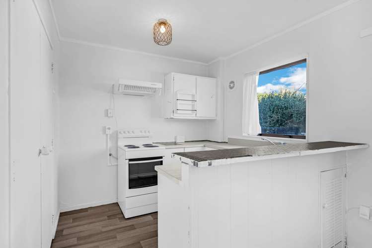 3/2A Moreland Road_3