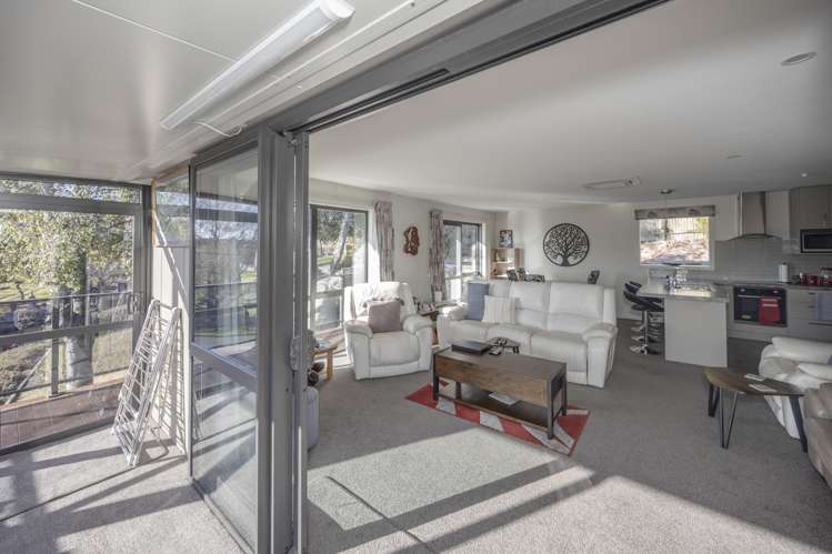 52 Perth Street_5