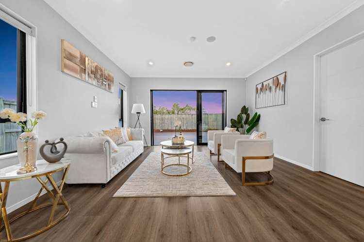 25 Koropa Road Flat Bush_8