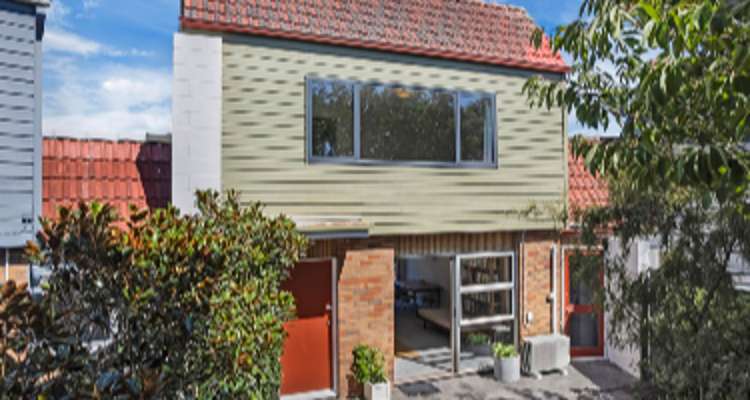 2/151 Blockhouse Bay Road_0