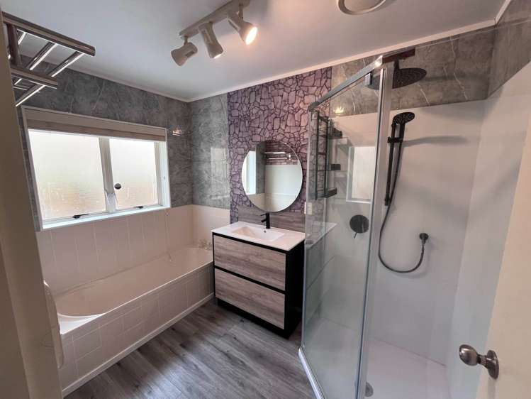 15 Milan Drive Glen Eden_9