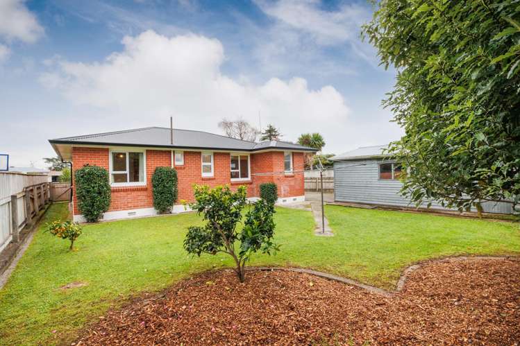 8 Austin Place Awapuni_12