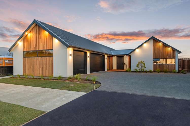 82 Whitehorn Drive_0