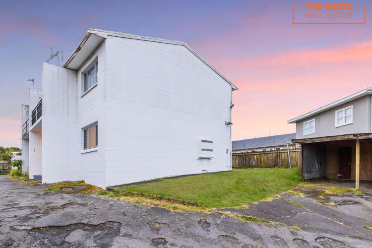 1/7 Cebalo Place Mount Wellington_17