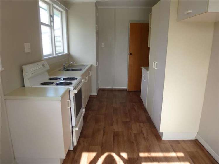 25 Hudson Avenue Bulls_14