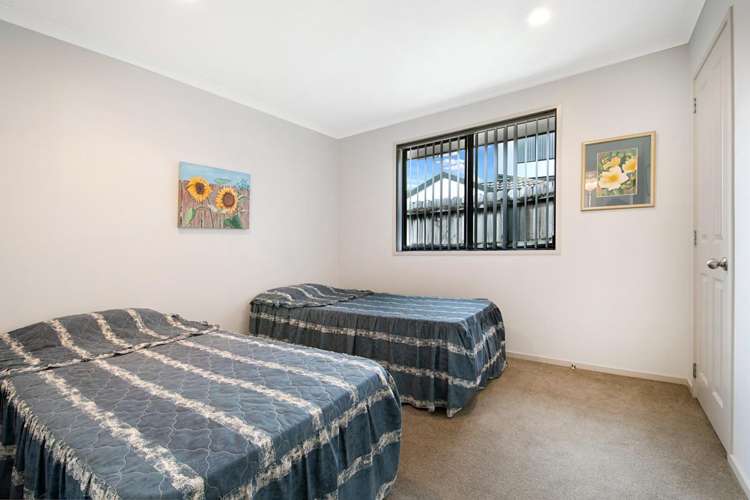 14 Fairford Avenue Henderson_16