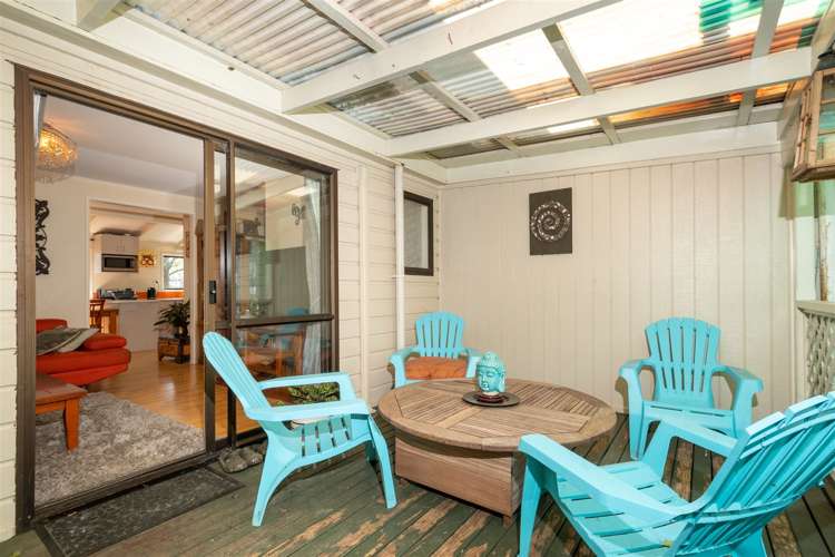 2162 State Highway 16 Helensville_24