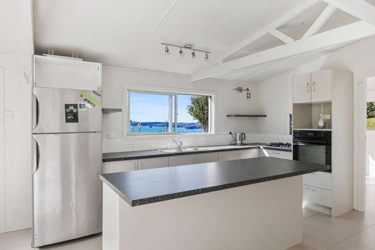 11 Ngarewa Drive Mahurangi West_9