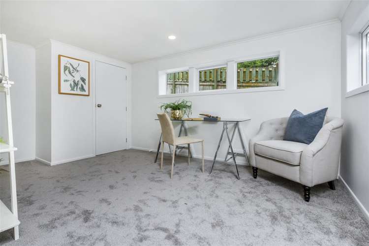 45 Chippendale Crescent Birkdale_10