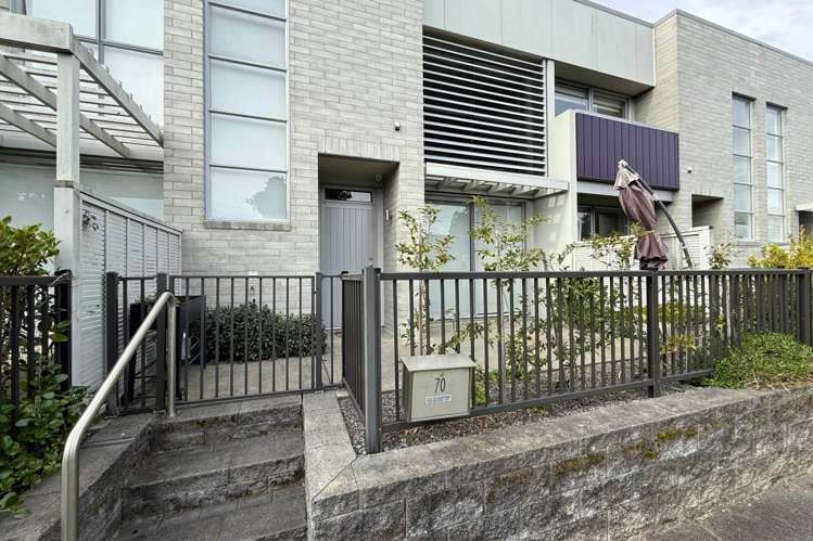 70 Stonefields Avenue Stonefields_1