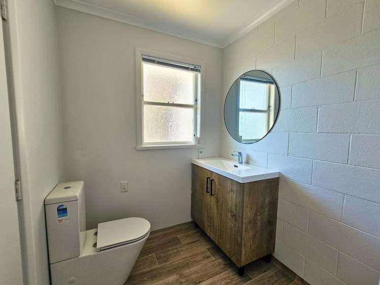 1/13A Karina Crescent Redwoodtown_8