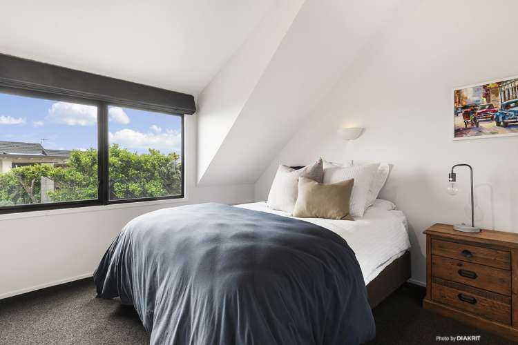 15 Inverell Way Seatoun_6