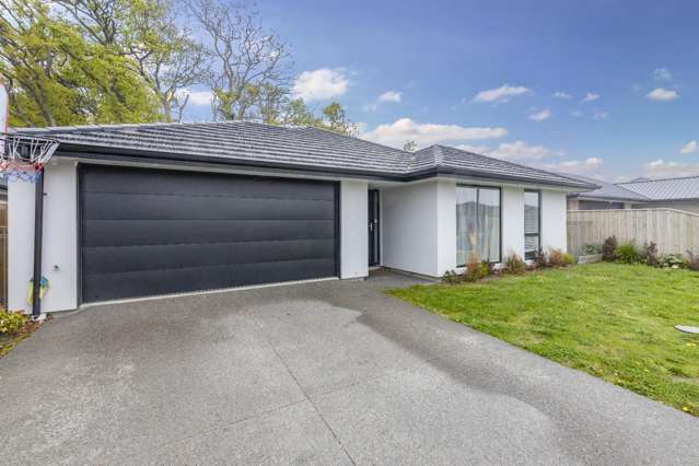 25 Crossley Avenue Woodend_1