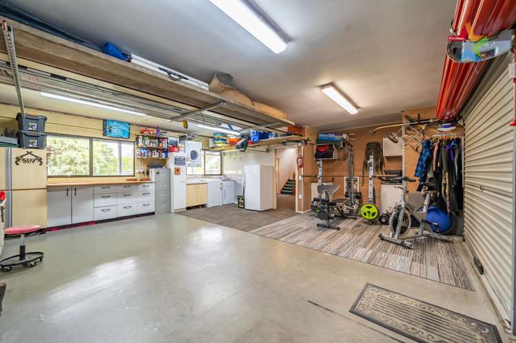 4 Gainsborough Grove Belmont_21