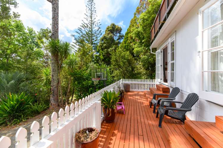 165 Laingholm Drive Laingholm_5