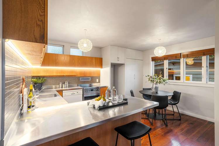 18 Mountain View Road_5