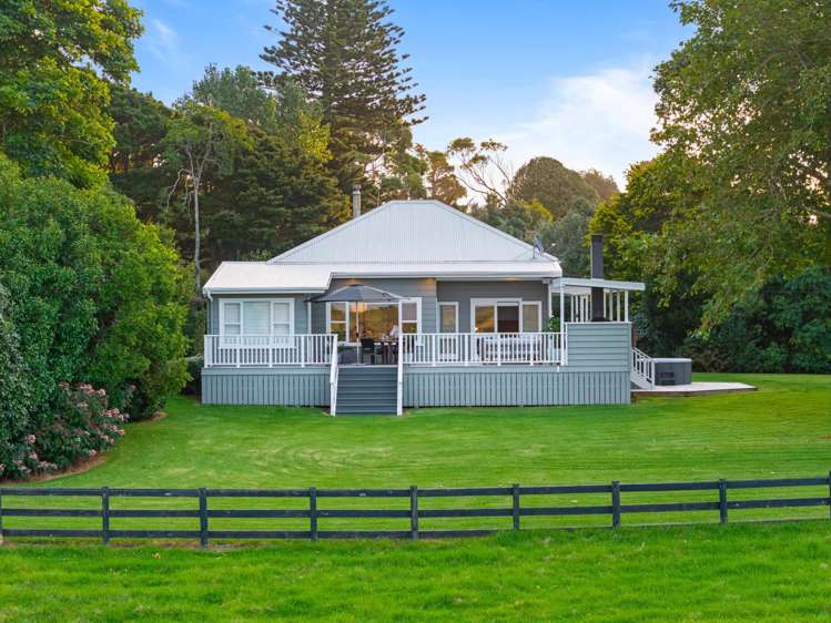 376 Taiapa Road Muriwai Beach_2