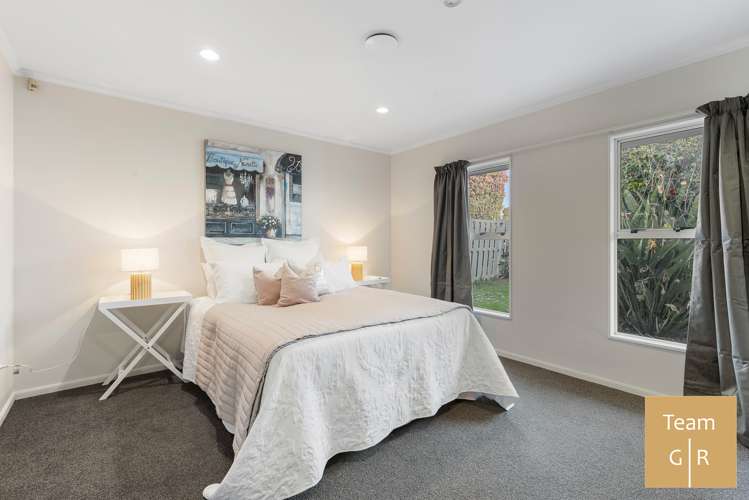 2/109 Beach Road Pahurehure_6