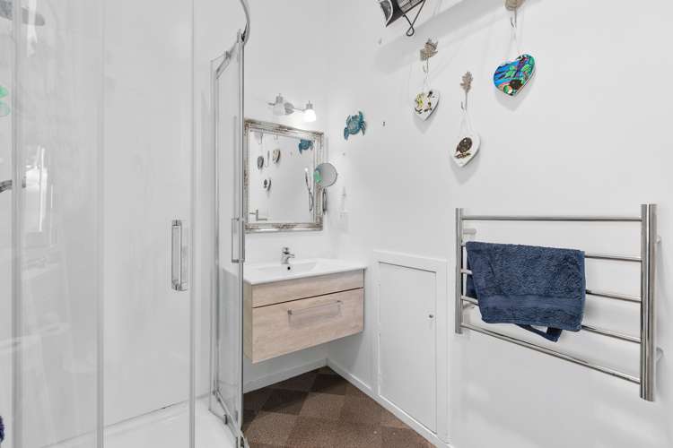 284 White Road Waipawa_13