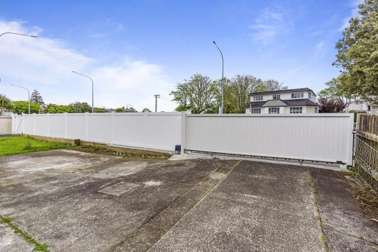 162 Manukau Road Pukekohe_15