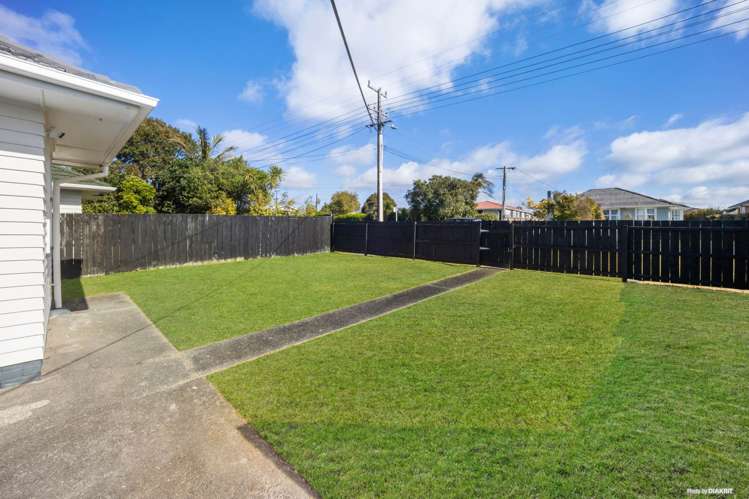 787 Te Atatu Road Te Atatu Peninsula_28