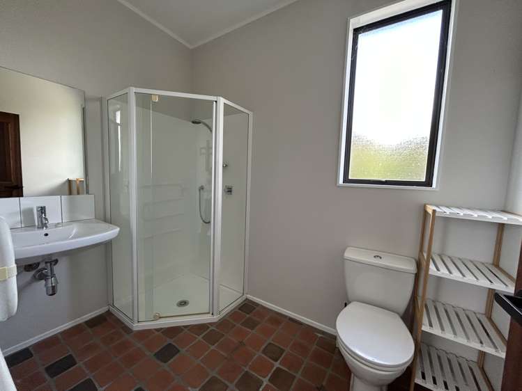 525 Valley Road Kaiwaka_13