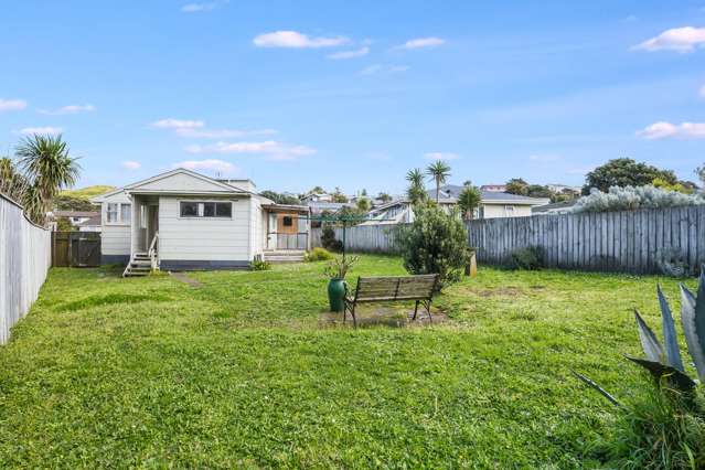 111 Te Pene Avenue Titahi Bay_2