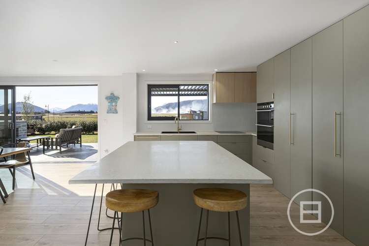 21 Marjon Drive Wanaka_4
