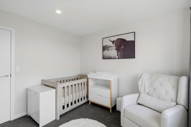 42 Arcadia Place Seaward Bush_18