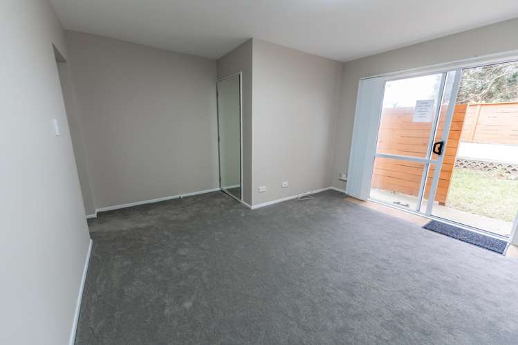 2/325 Mount Albert Road Wesley_5