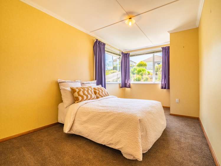 9 Columba Avenue Calton Hill_10