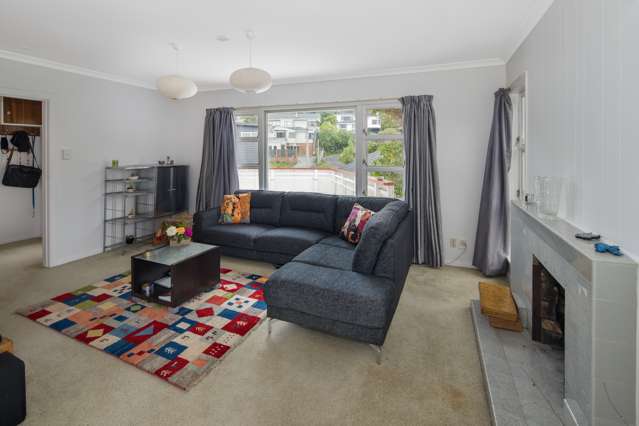 11 Kowhai Street Tawa_4