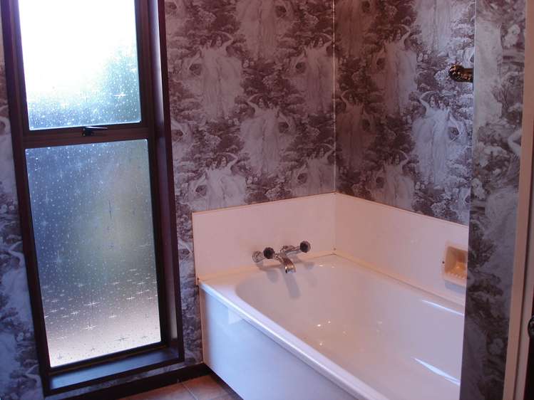 20 Glassey Drive Allenton_10