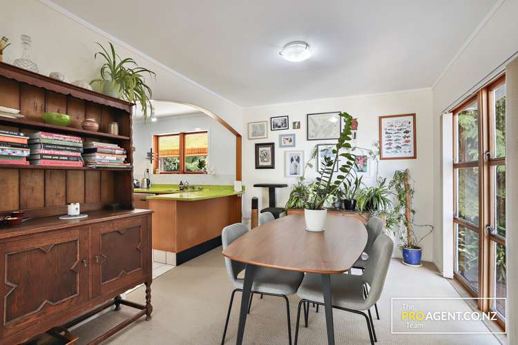 33 Lookout Drive Laingholm_14