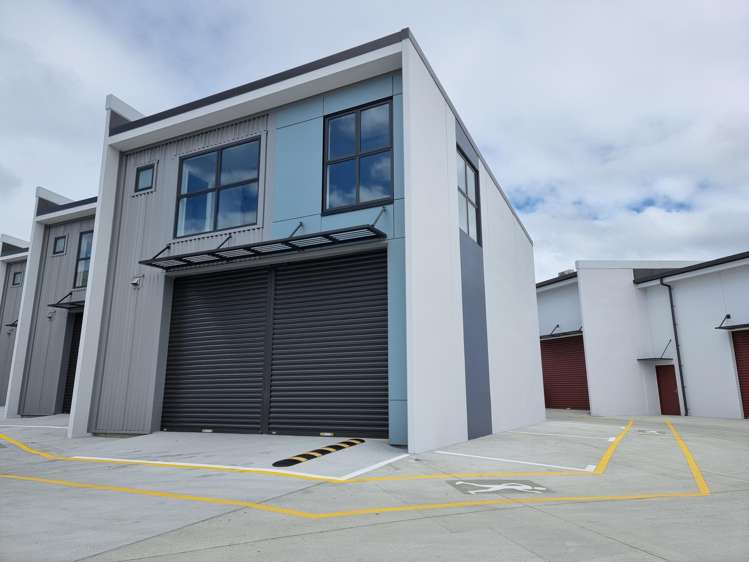 11/8 Laurenson Road Hobsonville_4