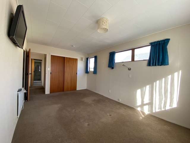 1/3 Church Road 10792_4