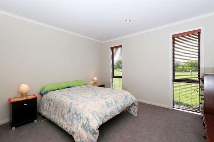 67a Davison Road Newstead_16